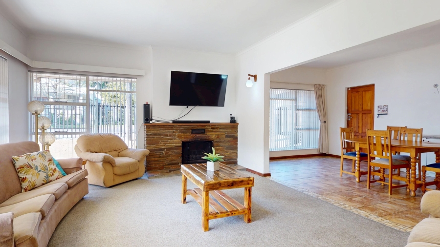 4 Bedroom Property for Sale in Wellington North Western Cape